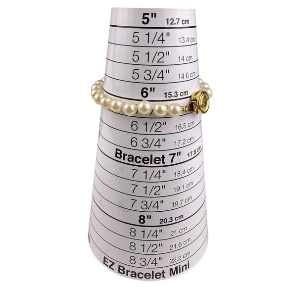 Givenchy Womens Gold Tone & Faux Pearl Bracelet Elegant Classic Design - Picture 4 of 4